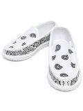 TROOPER AMERICA SLIPPERS BANDANA WHITE/BLACK