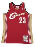 【送料無料】MITCHELL & NESS SWINGMAN JERSEY CAVALIERS 03-04 #23 LJ