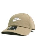 NIKE CLUB U CB FUT WSH L CAP-KHAKI/WHITE