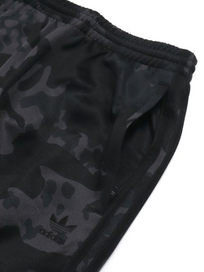 画像3: 【送料無料】ADIDAS CAMO SSTR TRACK PANTS-BLACK