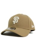 NEW ERA 9FORTY WOVEN LABEL GIANTS KHAKI