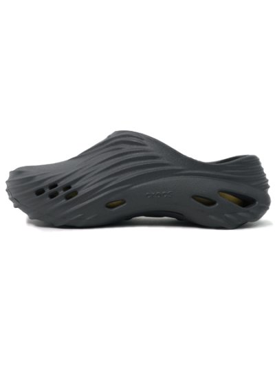 画像1: 【送料無料】crocs ECHO WAVE BLACK SAND