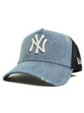 NEW ERA 9FORTY A-FRAME TRUCKER DAMAGED DNM NYY