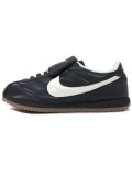【送料無料】NIKE CORTEZ SE BLACK/SAIL/GUM DARK BROWN