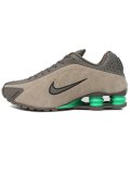 【送料無料】NIKE WMNS SHOX R4 OLIVE KHAKI/OLIVE KHAKI