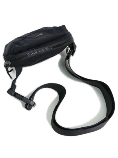 画像2: NIKE AURA CROSSBODY BAG 2L-BLACK/GUN METAL