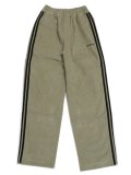 【送料無料】ADIDAS CORDUROY PANT-ORBIT GREEN/BLACK