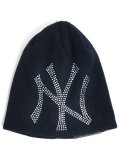 NEW ERA BASIC BEANIE BIG RHINESTONE YANKEES NAVY