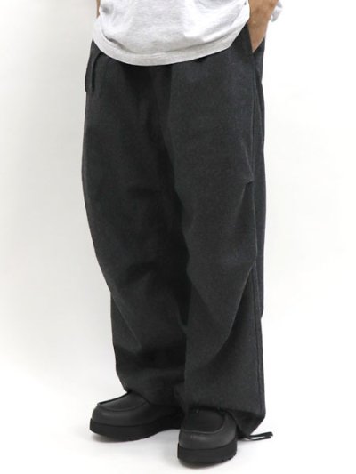 画像9: 【送料無料】Ten-c WOOL FLANNEL CARGO TROUSERS BLACK WIDOW