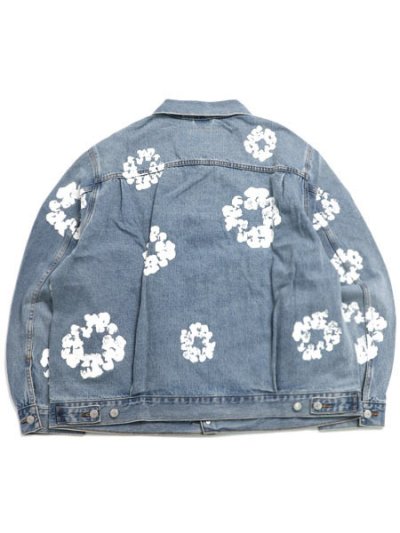 画像2: 【送料無料】DENIM TEARS TYPE-2 ALL OVER WREATH LIGHT WASH