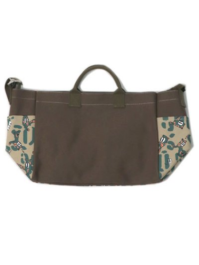 画像2: 【MEGA SALE】MEDICOM TOY presents FABRICK GASIUS/OUTDOOR TOTE BAG