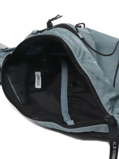 画像5: 【送料無料】C.P.COMPANY NYLON B CROSSBODY BACKPACK SILVER BLUE