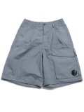 【送料無料】C.P.COMPANY MICROREPS BOXY LENS SHORTS SILVER BLUE