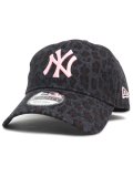NEW ERA 9TWENTY LEOPARD YANKEES BLACK/PINK