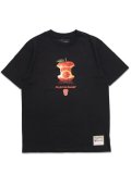 【送料無料】MITCHELL & NESS NBA COURT APPLE SS TEE NEW YORK KNICKS