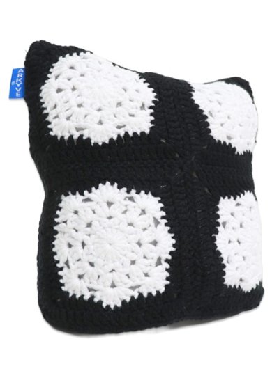 画像1: 【送料無料】ARKYVE BLACK SNOWFLAKE CROCHET CAT HAT