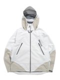 【送料無料】MARMOT GTX FREY JACKET WHITE/GREIGE