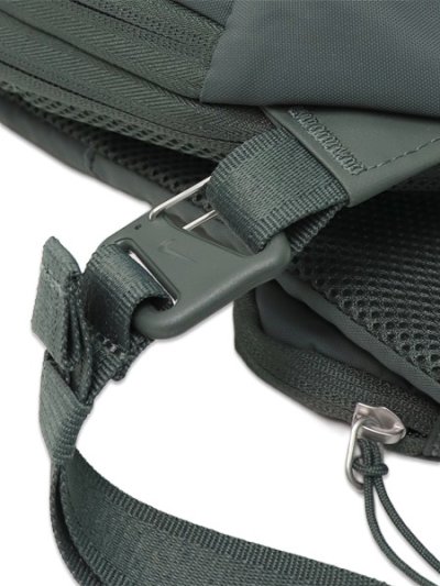画像6: NIKE NSW COMMUTE SLING BAG 8L-CAMO GREEN/CUCUMBER CALM