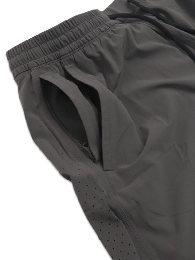 画像5: 【送料無料】REIGNING CHAMP 4-WAY STRETCH NYLON STANDARD TRAINING SHORT 9" CARBON