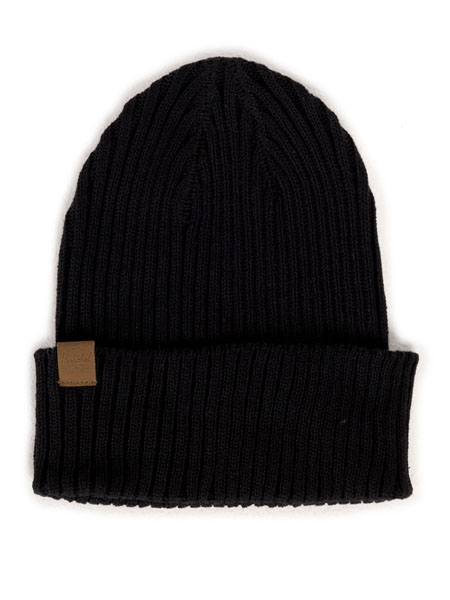 black herschel beanie