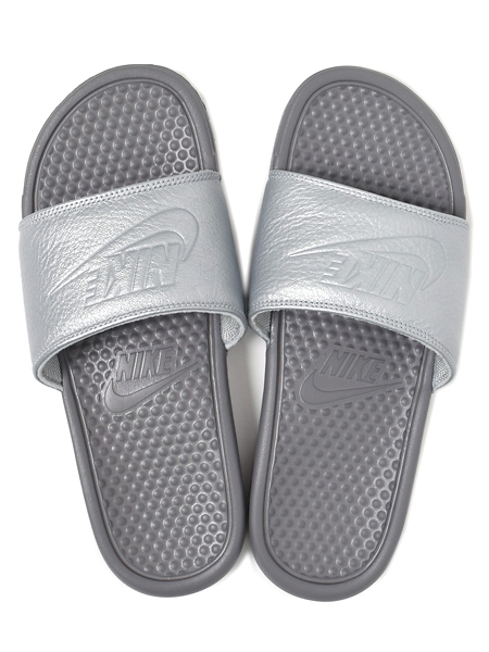 wmns benassi