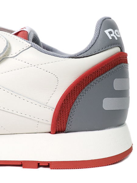 red reebok classic