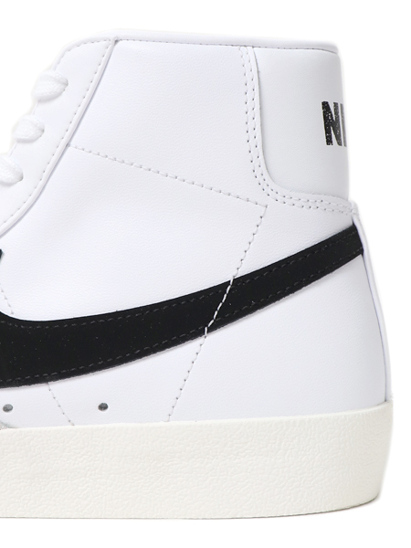 送料無料】NIKE BLAZER MID 77 VNTG WHITE 