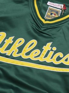 画像3: 【SALE】【送料無料】MITCHELL & NESS SIDELINE PULLOVER SATIN JACKET ATHLETICS (3)
