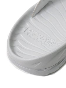 画像6: 【SALE】HOKA ORA RECOVERY FLIP LUNAR ROCK/WHITE (6)