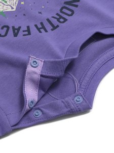 画像4: 【SALE】【KIDS】THE NORTH FACE BABY S/S LUMINOUS CAMP GRAPHIC TEE (4)