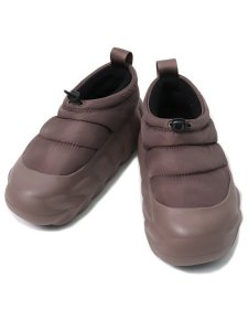 画像4: 【SALE】【送料無料】crocs OVERPUFF SHORTY TRUFFLE (4)