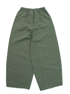 画像2: 【SALE】ADIDAS PARACHUTE PANTS-OLIVE STRATA (2)