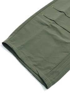 画像7: 【SALE】ADIDAS PARACHUTE PANTS-OLIVE STRATA (7)