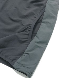 画像4: BEIMAR NYLON LIGHT WEIGHT PACKABLE VEST ICE GRY (4)