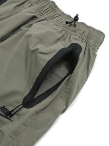 画像3: 【送料無料】NIKE TECH WOVEN OPEN HEM PANT-LIGHT ARMY (3)