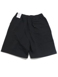 画像2: 【送料無料】NIKE SOLO SWSH FT SHORT-BLACK/WHITE (2)