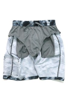 画像8: 【KIDS】NIKE BOYS TIEDYE CAMO 7" VOLLEY SHORT WOLF GY (8)