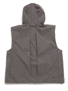 画像2: 【送料無料】NIKE TCH ERGO VEST-CAVE STONE/BLACK (2)