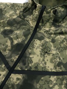 画像3: 【送料無料】NIKE TECH DF WOVEN CAMO WR OS JKT-NEUTRAL OV (3)