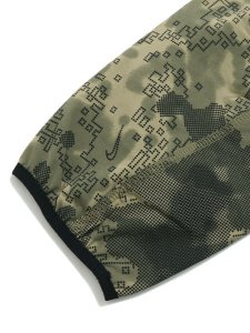 画像9: 【送料無料】NIKE TECH DF WOVEN CAMO WR OS JKT-NEUTRAL OV (9)