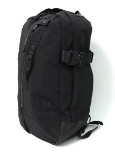 画像3: 【SALE】【送料無料】C.P.COMPANY ACC PLAIN PAPER TRAVEL BAG BLACK (3)