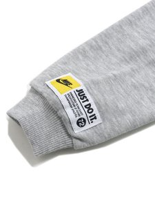 画像5: 【KIDS】NIKE KIDS B NSW P.E. GFX CREW-LT SMOKE GREY (5)