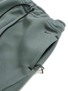 画像3: 【送料無料】NIKE TECH FLEECE BOTTOM-CLAY GREEN/BLACK (3)