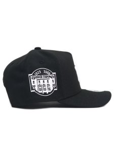 画像4: 【KIDS】NEW ERA YOUTH 9FORTY A-FRAME BLACK & WHITE YANKEES (4)