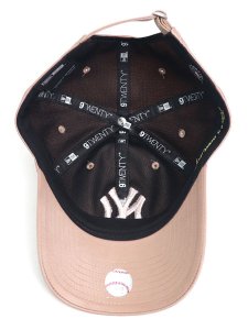 画像5: NEW ERA 9TWENTY 9TWENTY VALENTINE'S DAY SATIN NYY PINK BEIGE (5)
