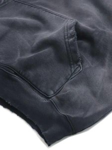 画像4: 【送料無料】MOOJI MOOJI OVERSIZED CROP HOODIE AGED BLACK (4)