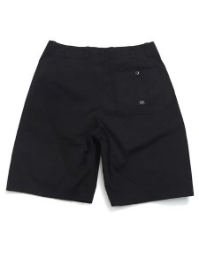画像2: 【送料無料】C.P.COMPANY BERMUDA BERMUDA IN CTN GABARDINE BLACK (2)
