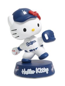画像1: 【送料無料】FOCO HELLO KITTY PITCHING BOBBLEHEAD DODGERS (1)