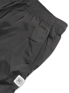 画像4: 【送料無料】REIGNING CHAMP ECONYL NYLON RIPTIDE STANDARD SWIM SHORT 5" CARBON (4)