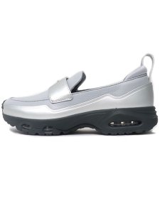 画像1: 【送料無料】NIKE WMNS AIR MAX PHENOMENA WOLF GREY/METALLIC SILVER (1)
